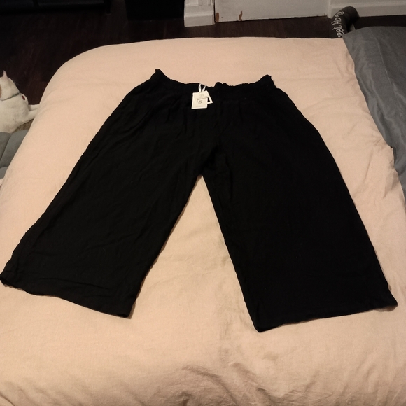 NWT Womens 2xl black wide legged ankle pants - Picture 2 of 8